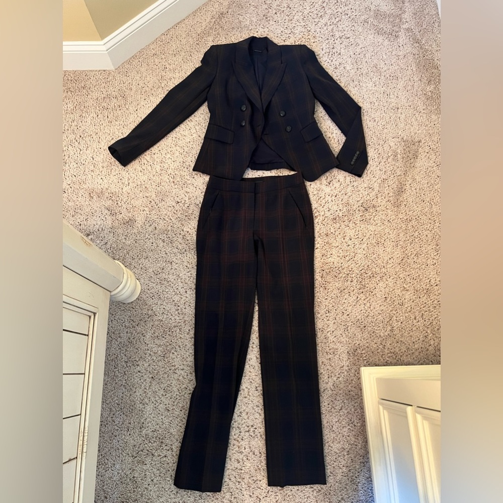 Elie Tahari Women’s Pantsuit